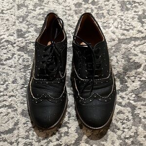 🖤Classic Black Brogue Women’s Shoes🖤